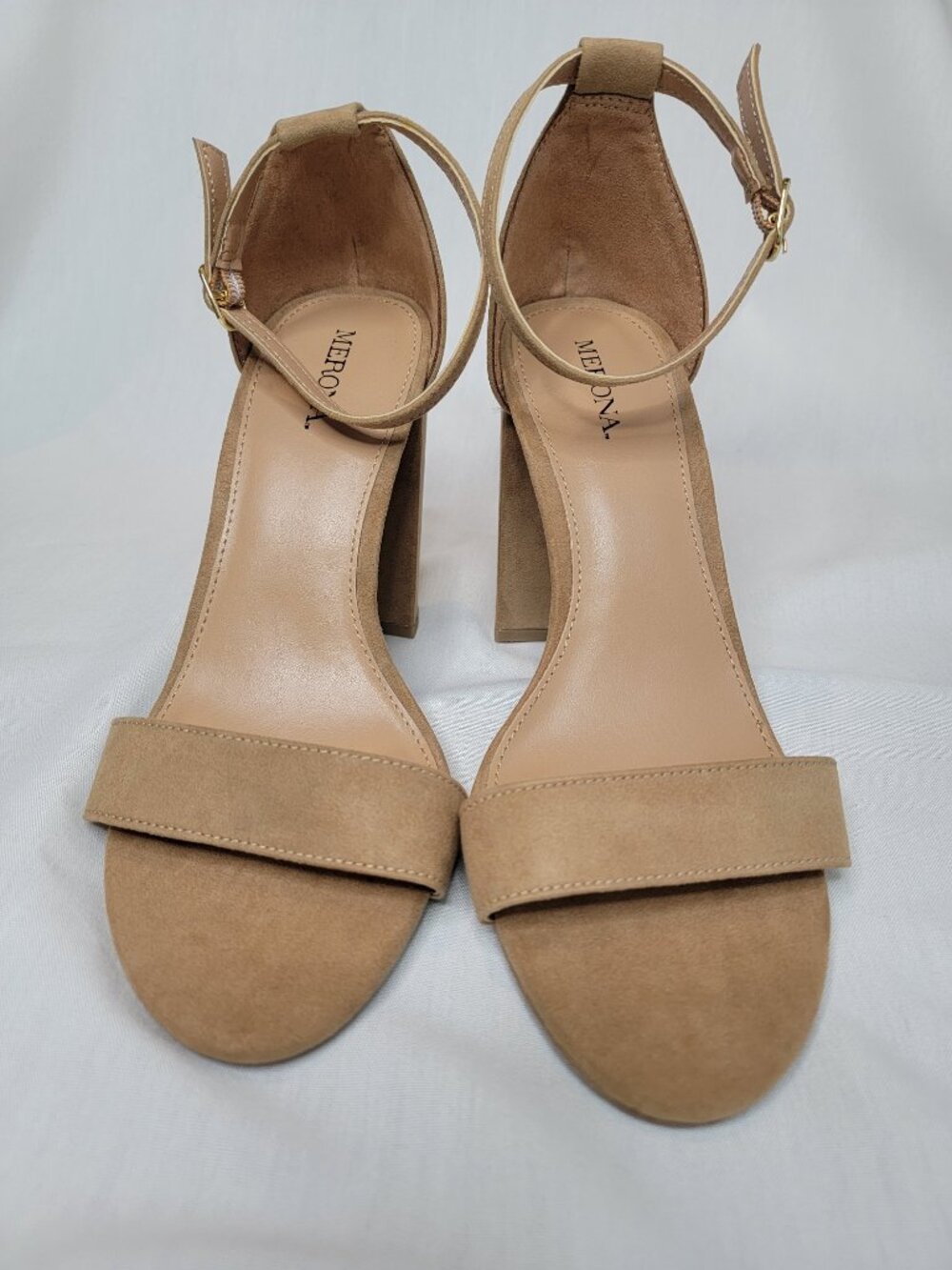 MERONA LULU BLOCK HEEL SIZE 7.5 Wide